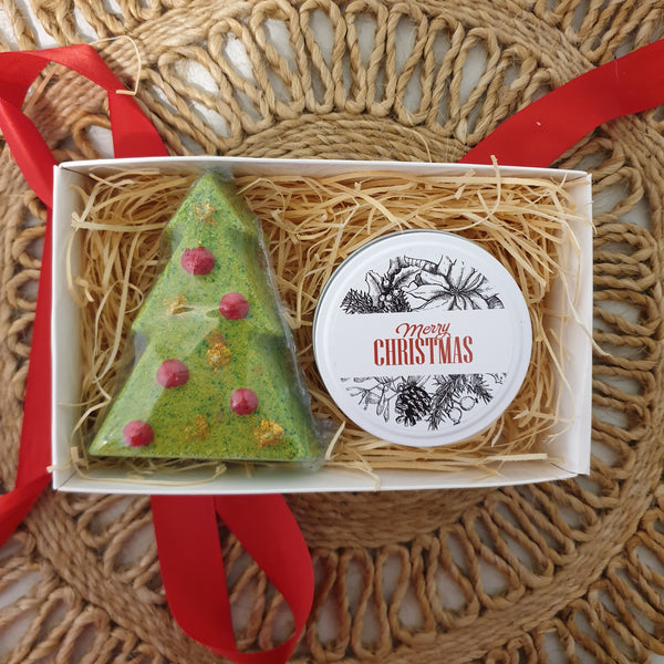 Christmas Tin Candle & Bath Bomb Gift Box